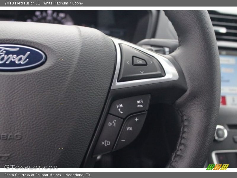 White Platinum / Ebony 2018 Ford Fusion SE