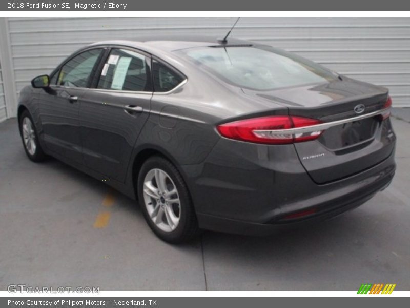 Magnetic / Ebony 2018 Ford Fusion SE