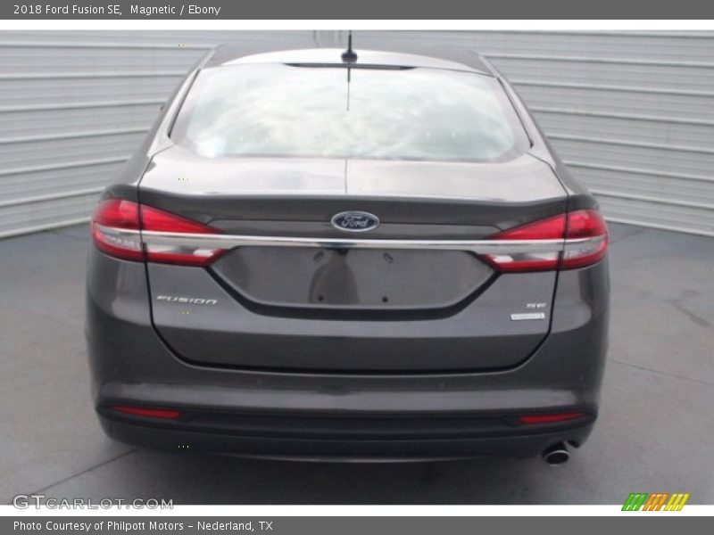 Magnetic / Ebony 2018 Ford Fusion SE