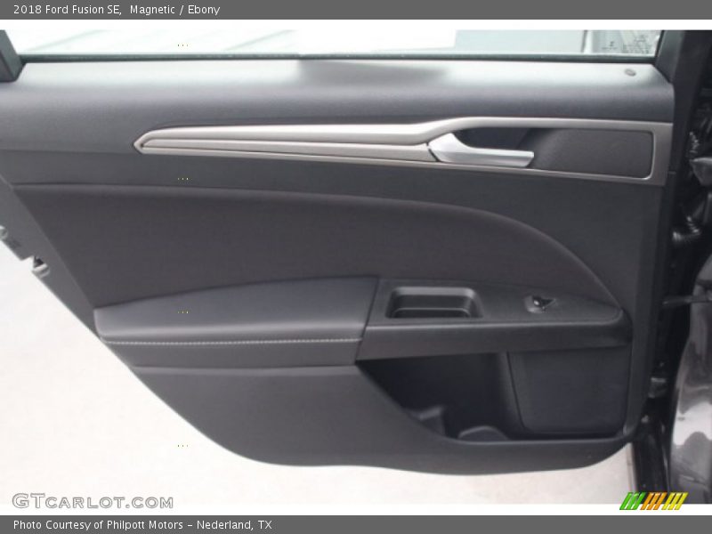 Magnetic / Ebony 2018 Ford Fusion SE