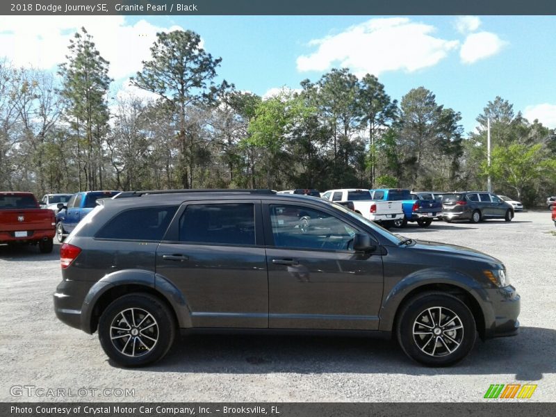 Granite Pearl / Black 2018 Dodge Journey SE