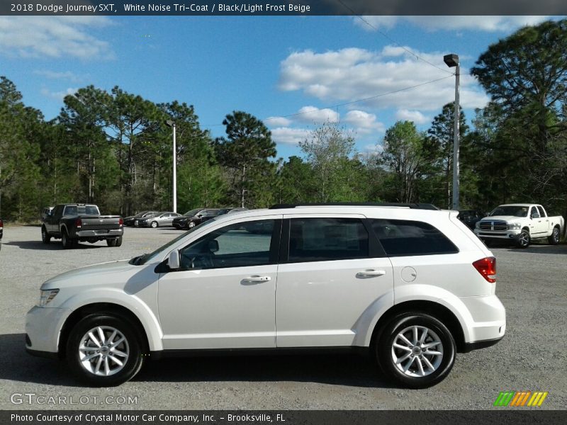 White Noise Tri-Coat / Black/Light Frost Beige 2018 Dodge Journey SXT