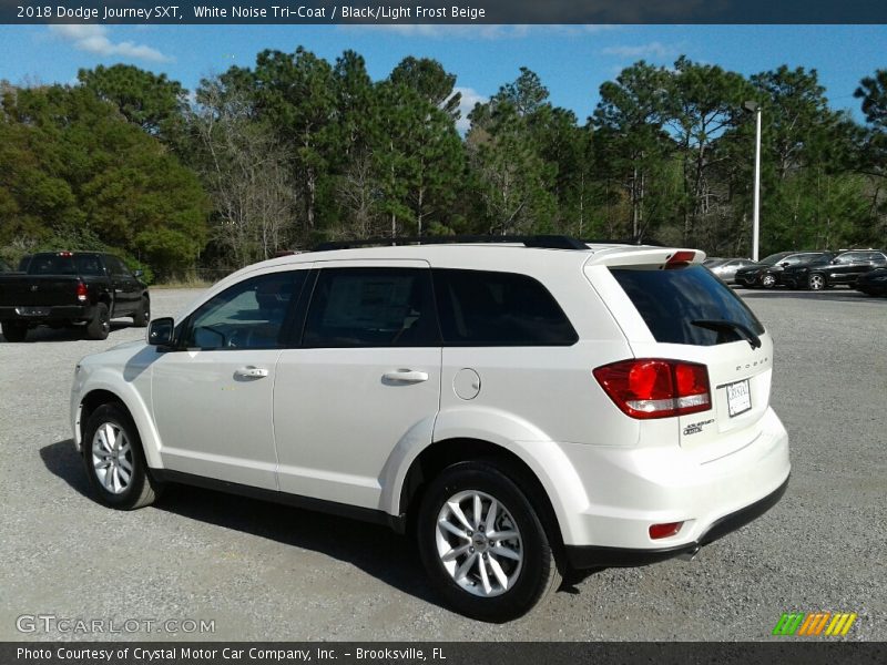 White Noise Tri-Coat / Black/Light Frost Beige 2018 Dodge Journey SXT