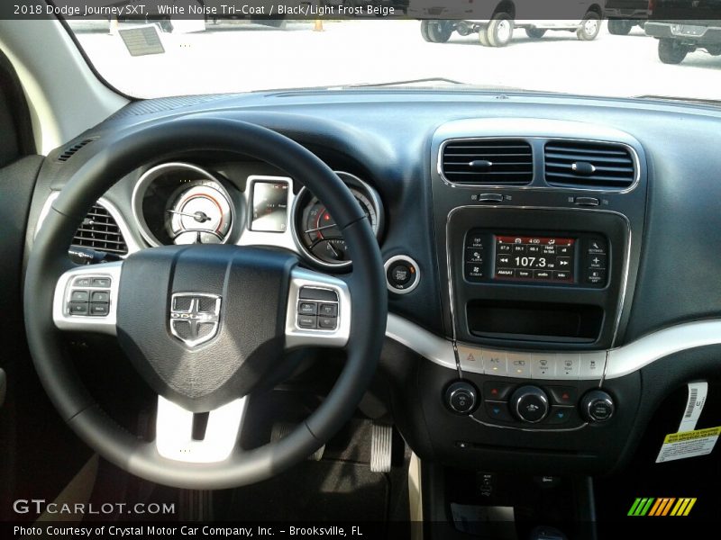 White Noise Tri-Coat / Black/Light Frost Beige 2018 Dodge Journey SXT
