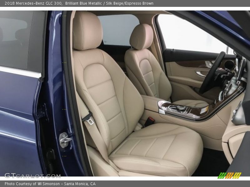 Brilliant Blue Metallic / Silk Beige/Espresso Brown 2018 Mercedes-Benz GLC 300