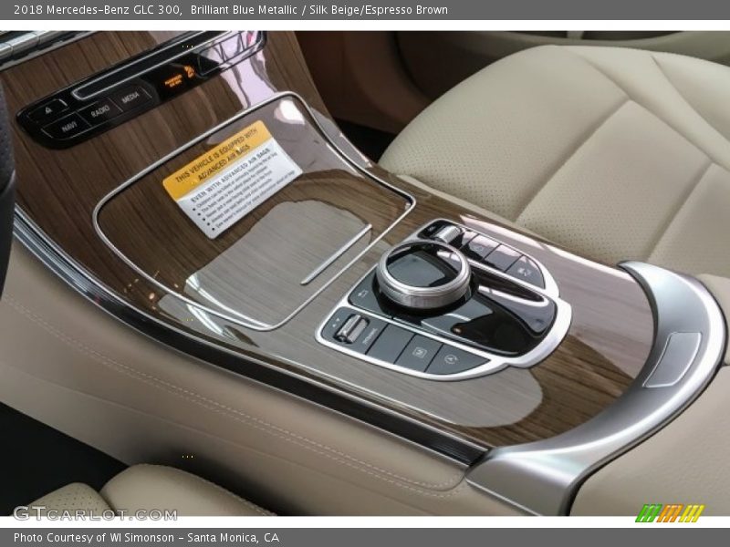 Brilliant Blue Metallic / Silk Beige/Espresso Brown 2018 Mercedes-Benz GLC 300