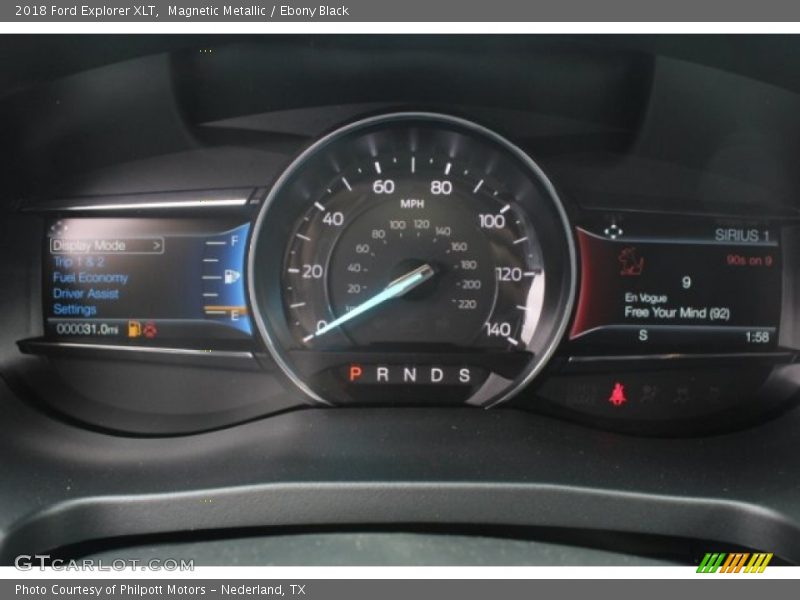 Magnetic Metallic / Ebony Black 2018 Ford Explorer XLT