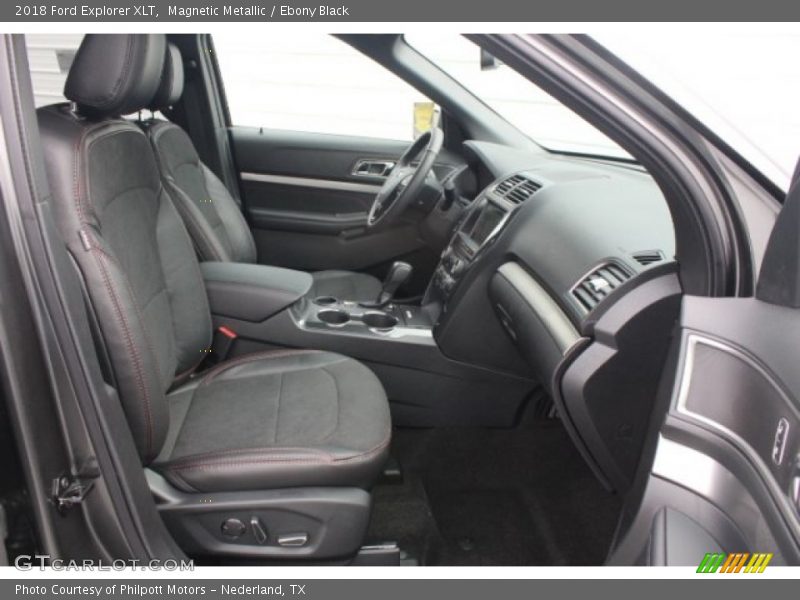 Magnetic Metallic / Ebony Black 2018 Ford Explorer XLT