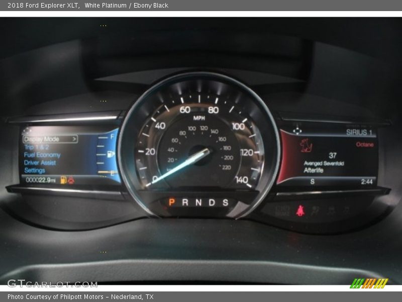 White Platinum / Ebony Black 2018 Ford Explorer XLT