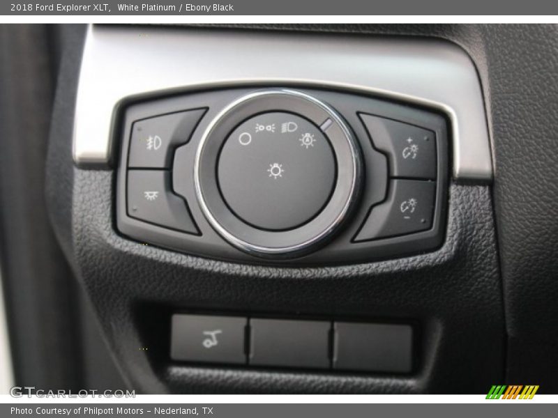 White Platinum / Ebony Black 2018 Ford Explorer XLT