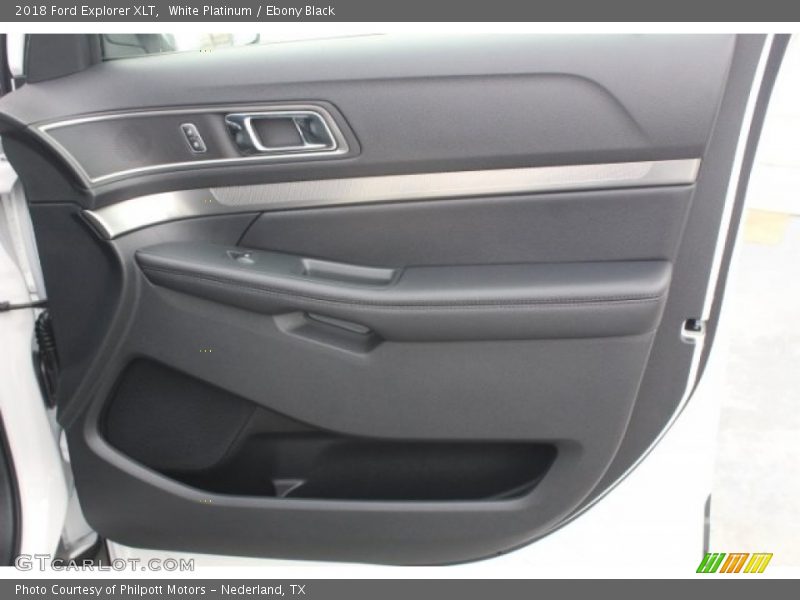 White Platinum / Ebony Black 2018 Ford Explorer XLT