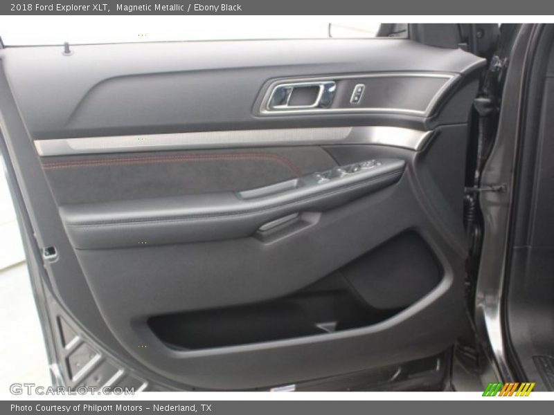 Magnetic Metallic / Ebony Black 2018 Ford Explorer XLT