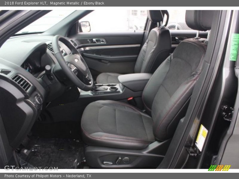 Magnetic Metallic / Ebony Black 2018 Ford Explorer XLT