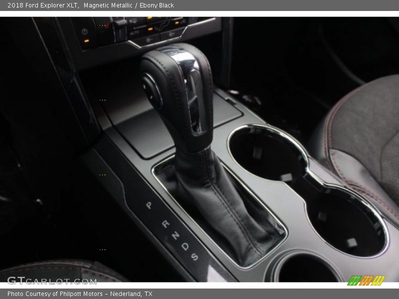 Magnetic Metallic / Ebony Black 2018 Ford Explorer XLT
