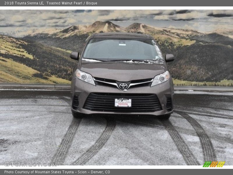 Toasted Walnut Pearl / Bisque 2018 Toyota Sienna LE