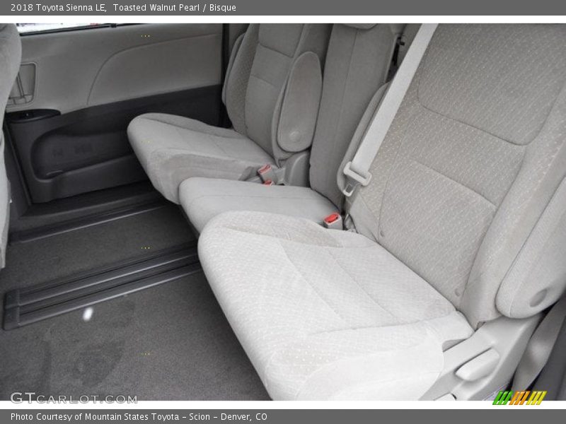 Toasted Walnut Pearl / Bisque 2018 Toyota Sienna LE
