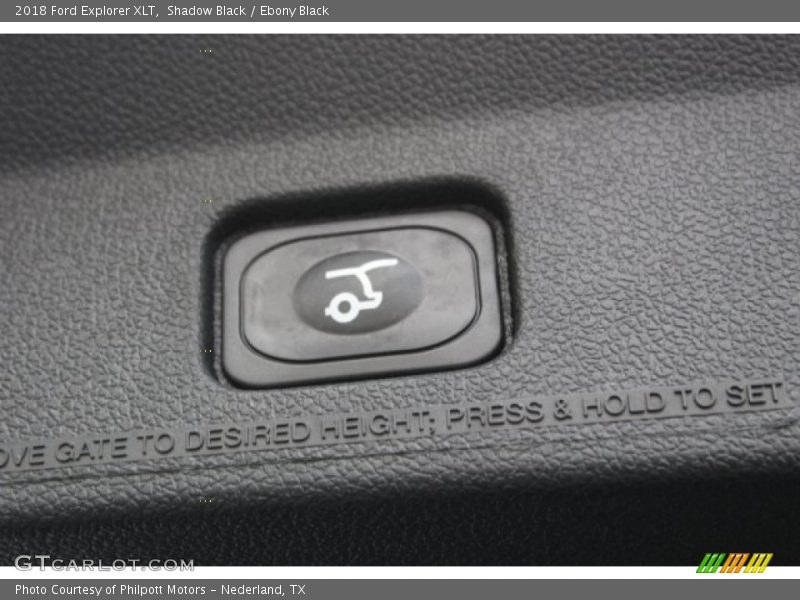 Shadow Black / Ebony Black 2018 Ford Explorer XLT