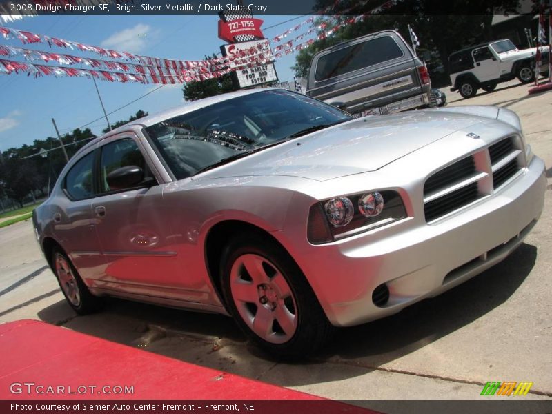 Bright Silver Metallic / Dark Slate Gray 2008 Dodge Charger SE