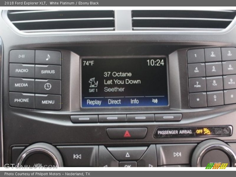 White Platinum / Ebony Black 2018 Ford Explorer XLT