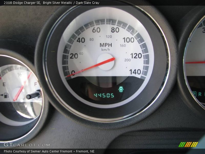 Bright Silver Metallic / Dark Slate Gray 2008 Dodge Charger SE