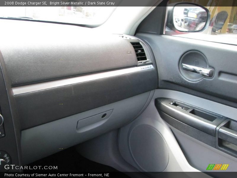 Bright Silver Metallic / Dark Slate Gray 2008 Dodge Charger SE