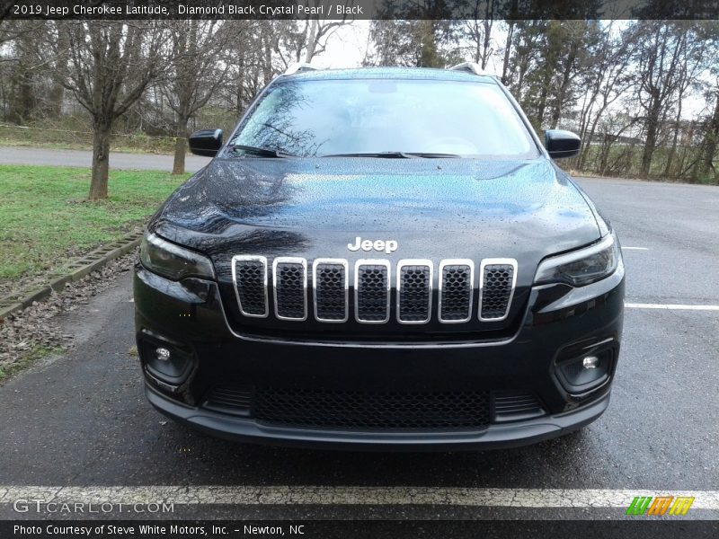 Diamond Black Crystal Pearl / Black 2019 Jeep Cherokee Latitude
