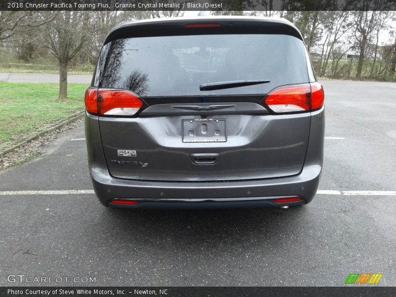 Granite Crystal Metallic / Black/Diesel 2018 Chrysler Pacifica Touring Plus
