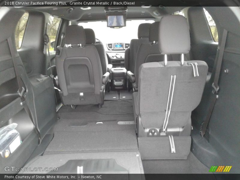 Granite Crystal Metallic / Black/Diesel 2018 Chrysler Pacifica Touring Plus