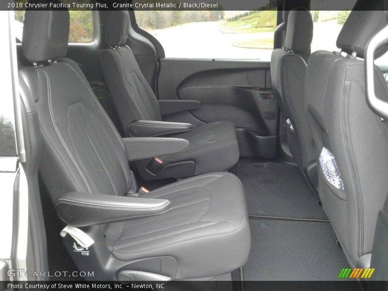 Granite Crystal Metallic / Black/Diesel 2018 Chrysler Pacifica Touring Plus
