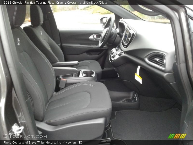Granite Crystal Metallic / Black/Diesel 2018 Chrysler Pacifica Touring Plus