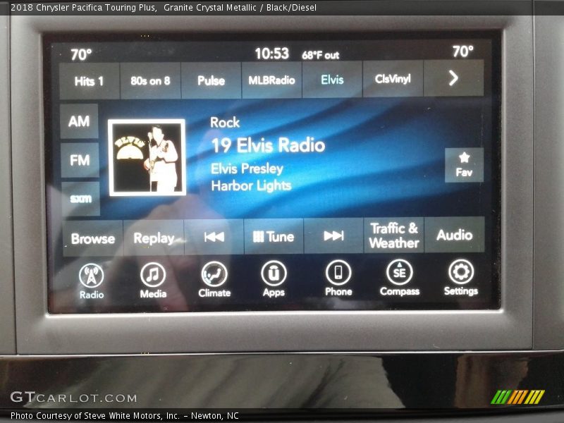 Granite Crystal Metallic / Black/Diesel 2018 Chrysler Pacifica Touring Plus
