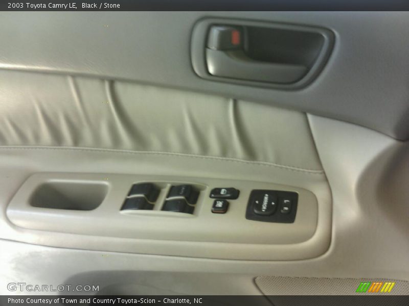 Black / Stone 2003 Toyota Camry LE