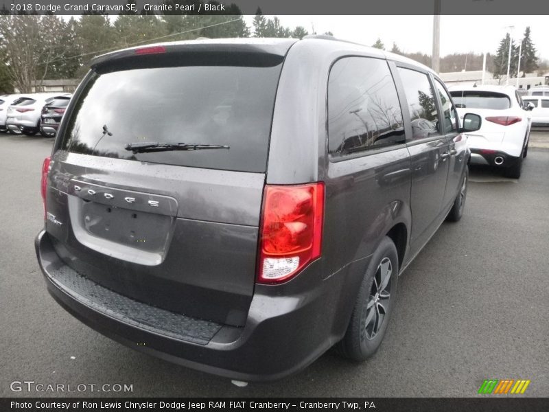 Granite Pearl / Black 2018 Dodge Grand Caravan SE