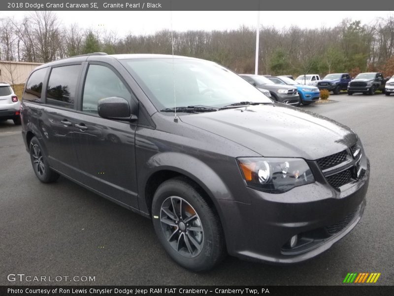 Granite Pearl / Black 2018 Dodge Grand Caravan SE