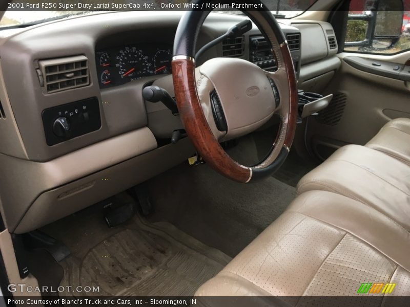Oxford White / Medium Parchment 2001 Ford F250 Super Duty Lariat SuperCab 4x4