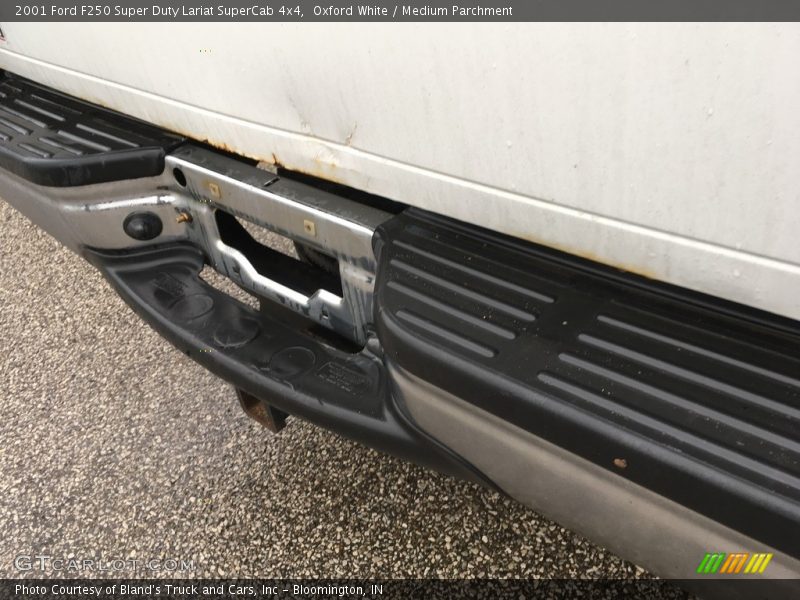 Oxford White / Medium Parchment 2001 Ford F250 Super Duty Lariat SuperCab 4x4