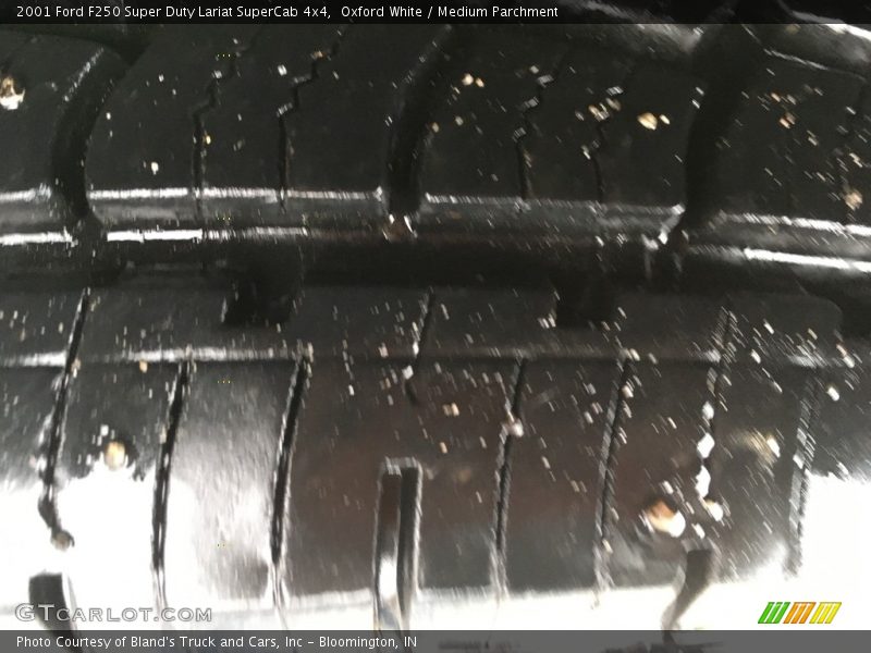 Oxford White / Medium Parchment 2001 Ford F250 Super Duty Lariat SuperCab 4x4