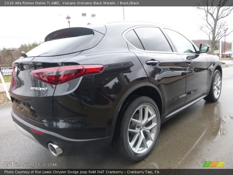 Vulcano (Volcano) Black Metallic / Black/Black 2018 Alfa Romeo Stelvio Ti AWD