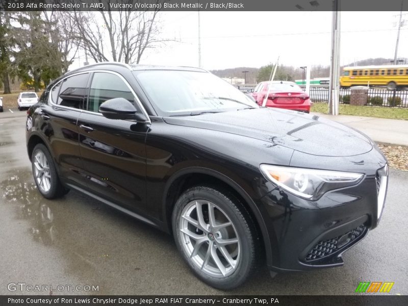 Vulcano (Volcano) Black Metallic / Black/Black 2018 Alfa Romeo Stelvio Ti AWD