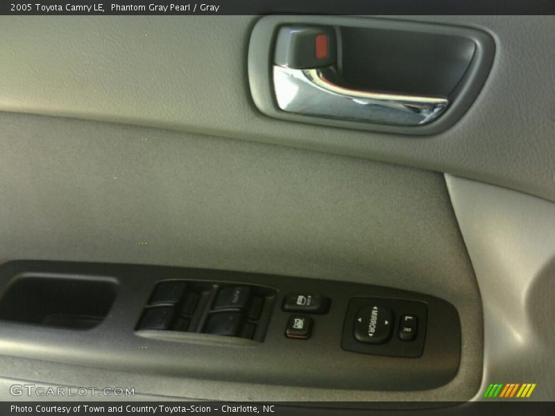 Phantom Gray Pearl / Gray 2005 Toyota Camry LE