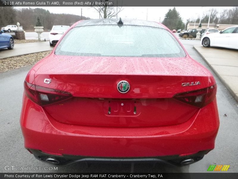 Rosso (Red) Alfa / Black/Tan 2018 Alfa Romeo Giulia Ti AWD