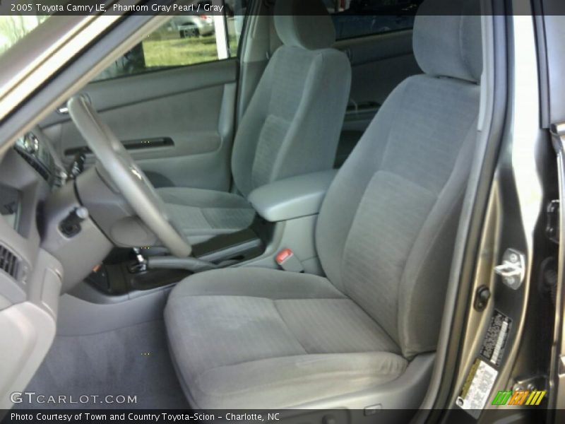 Phantom Gray Pearl / Gray 2005 Toyota Camry LE