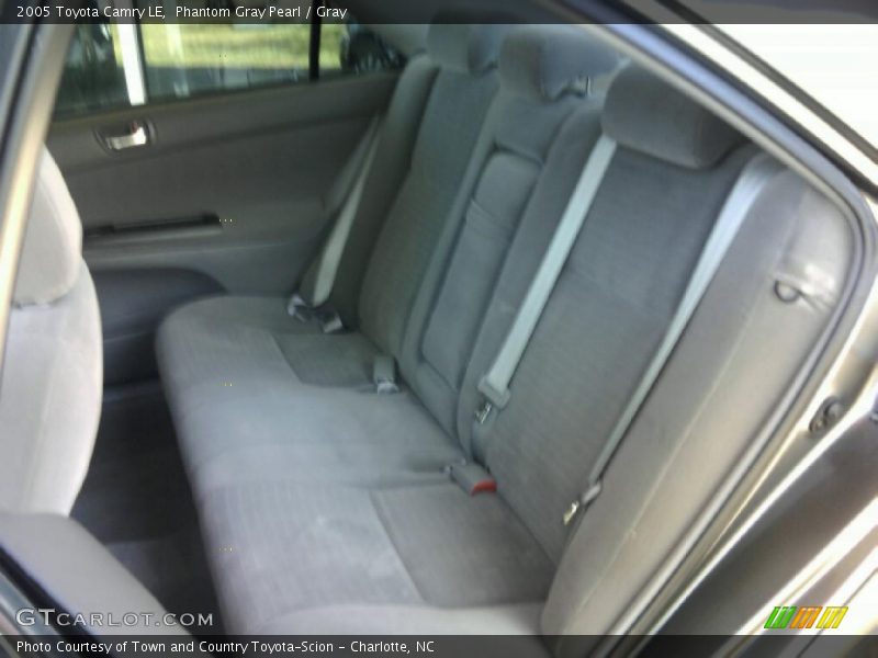 Phantom Gray Pearl / Gray 2005 Toyota Camry LE