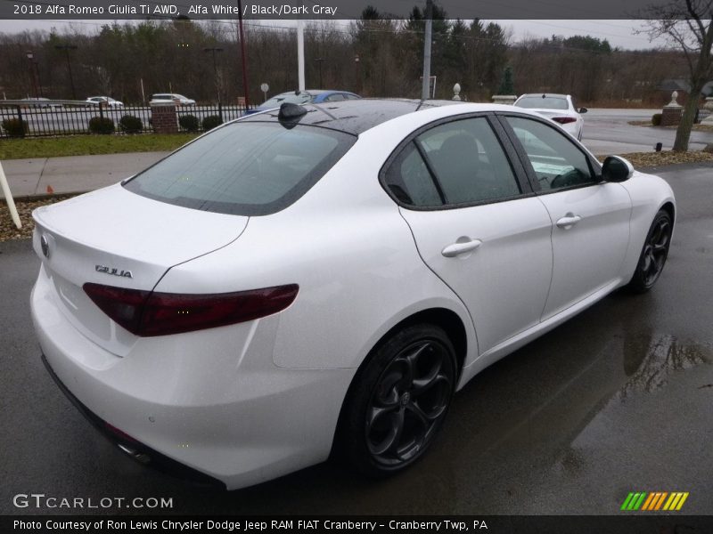 Alfa White / Black/Dark Gray 2018 Alfa Romeo Giulia Ti AWD