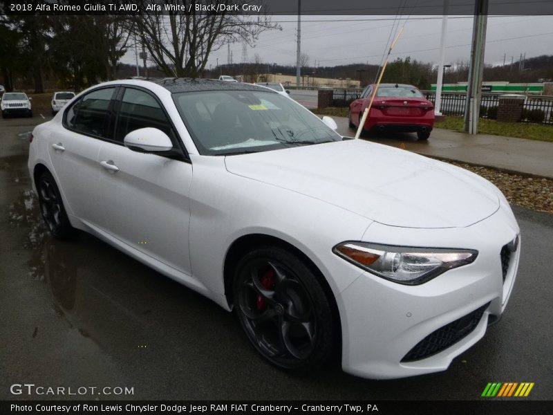 Alfa White / Black/Dark Gray 2018 Alfa Romeo Giulia Ti AWD