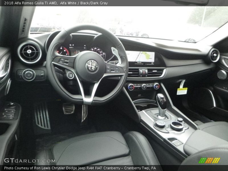 Alfa White / Black/Dark Gray 2018 Alfa Romeo Giulia Ti AWD