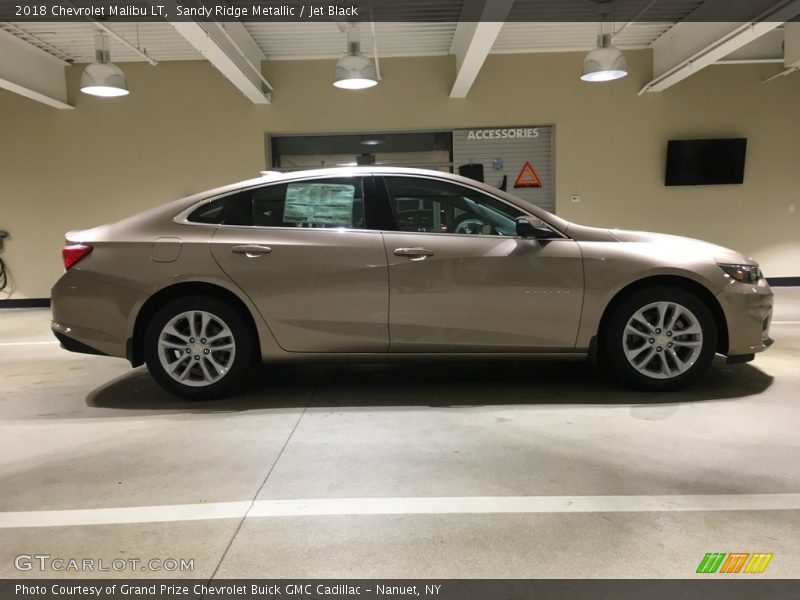 Sandy Ridge Metallic / Jet Black 2018 Chevrolet Malibu LT