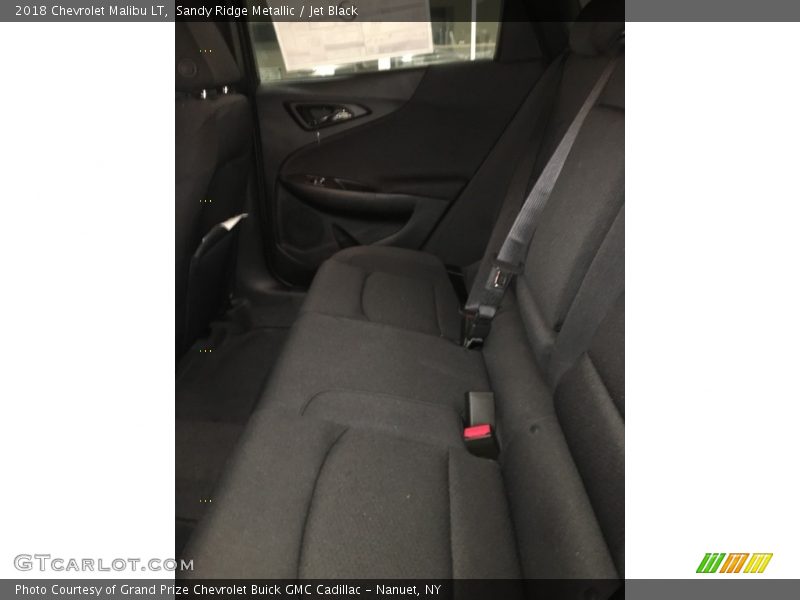 Sandy Ridge Metallic / Jet Black 2018 Chevrolet Malibu LT