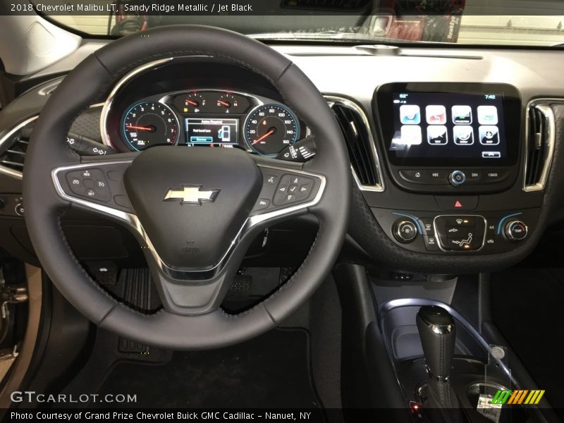 Sandy Ridge Metallic / Jet Black 2018 Chevrolet Malibu LT