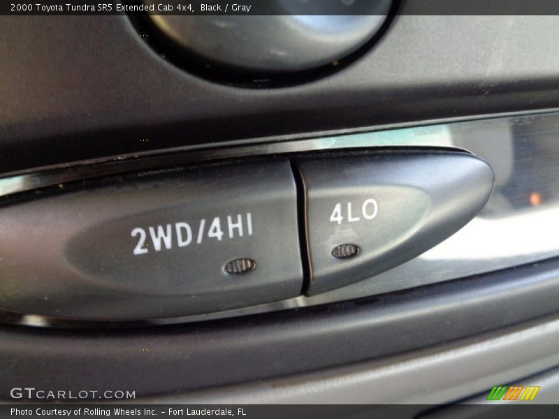 Black / Gray 2000 Toyota Tundra SR5 Extended Cab 4x4